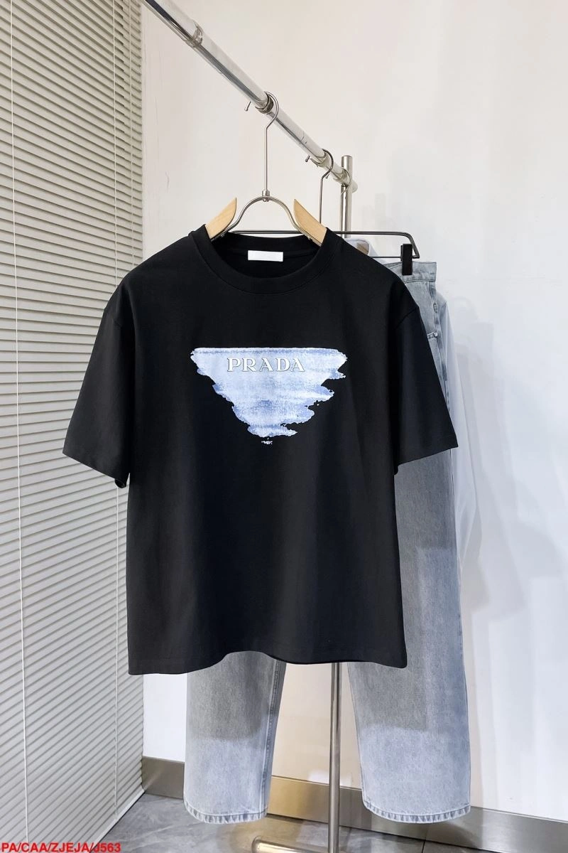 Resilient Prada T-Shirts 171577