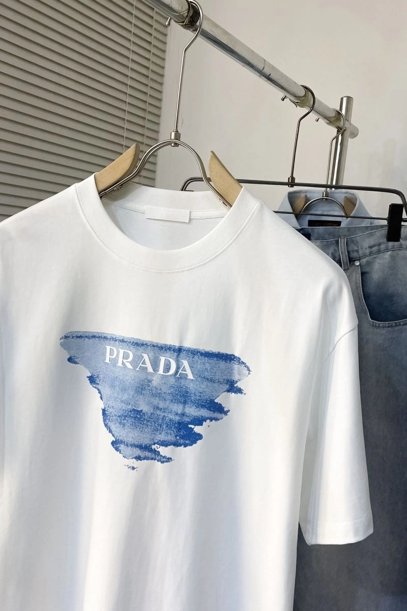 Resilient Prada T-Shirts 171577