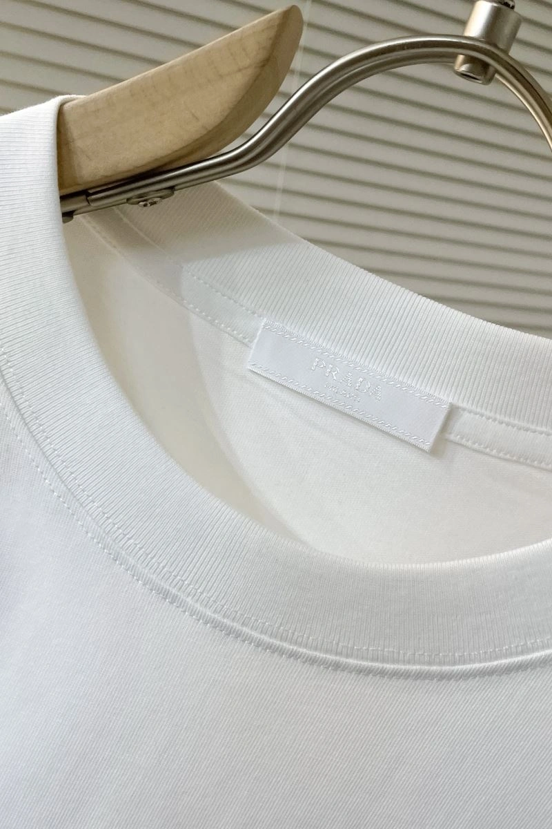 Resilient Prada T-Shirts 171577
