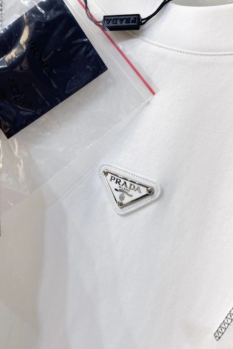 Prada T-Shirts Lightweight 171564
