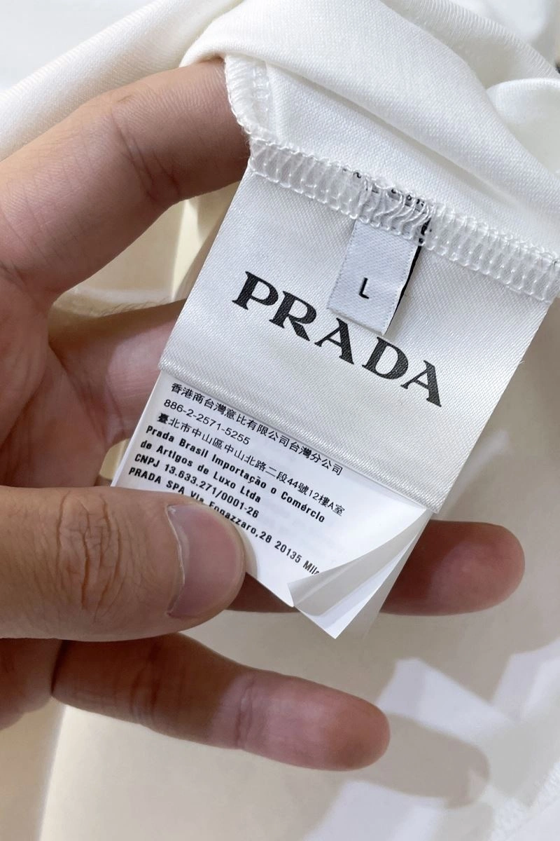 Prada T-Shirts Lightweight 171564