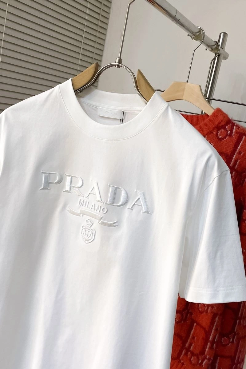 FashionForward Prada T-Shirts 171523