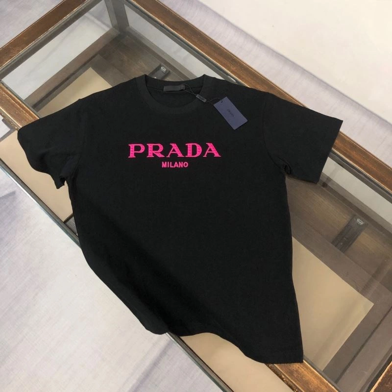 Packable Prada T-Shirts 171504