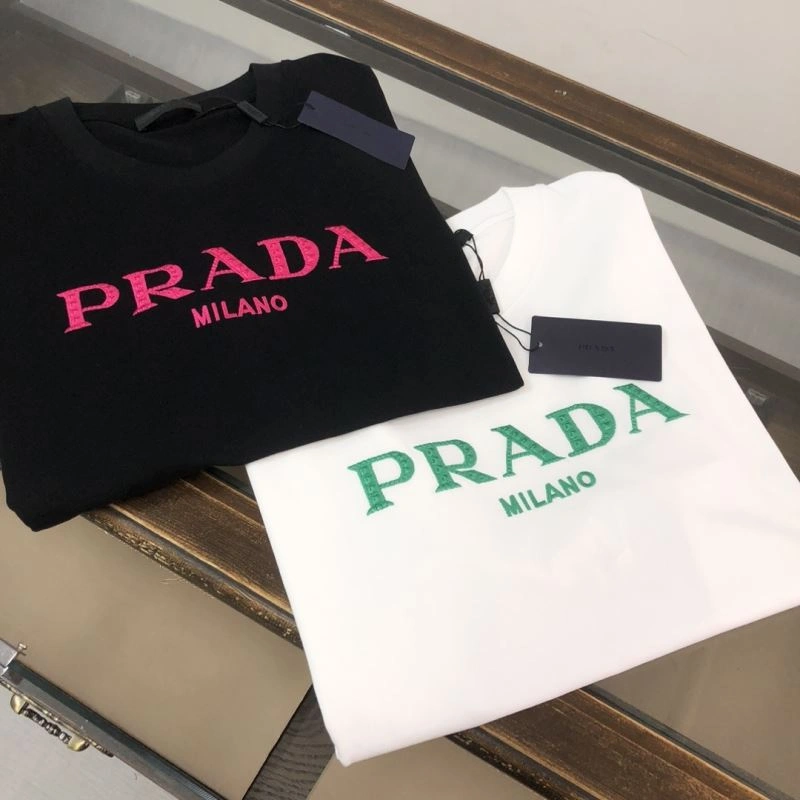RelaxedFit Prada T-Shirts 171508