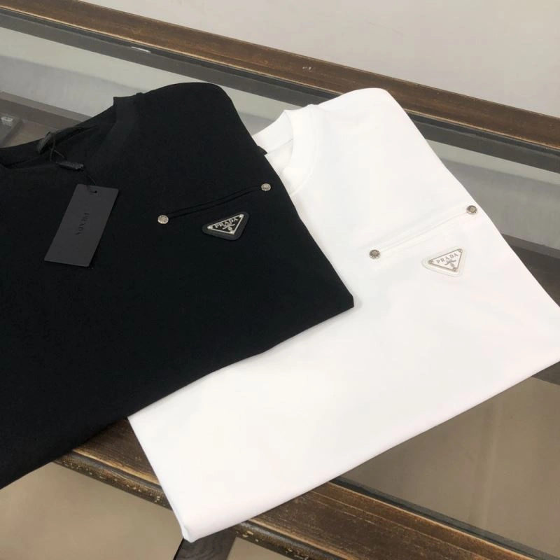 Prada T-Shirts Snug 171502