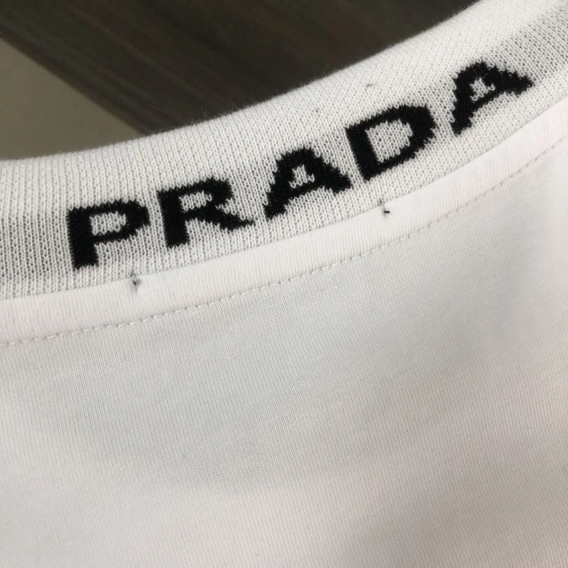 Prada T-Shirts Affordable 171611
