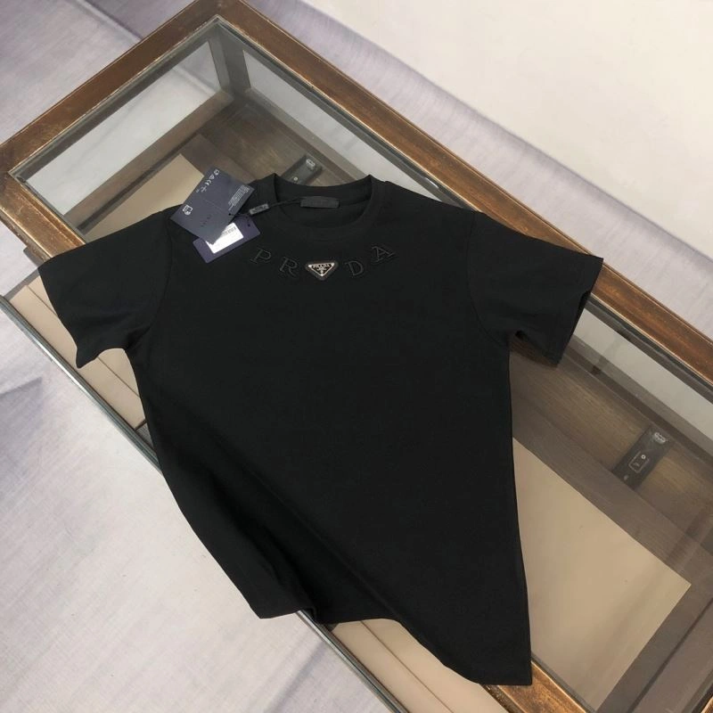 Effortless Prada T-Shirts 171489