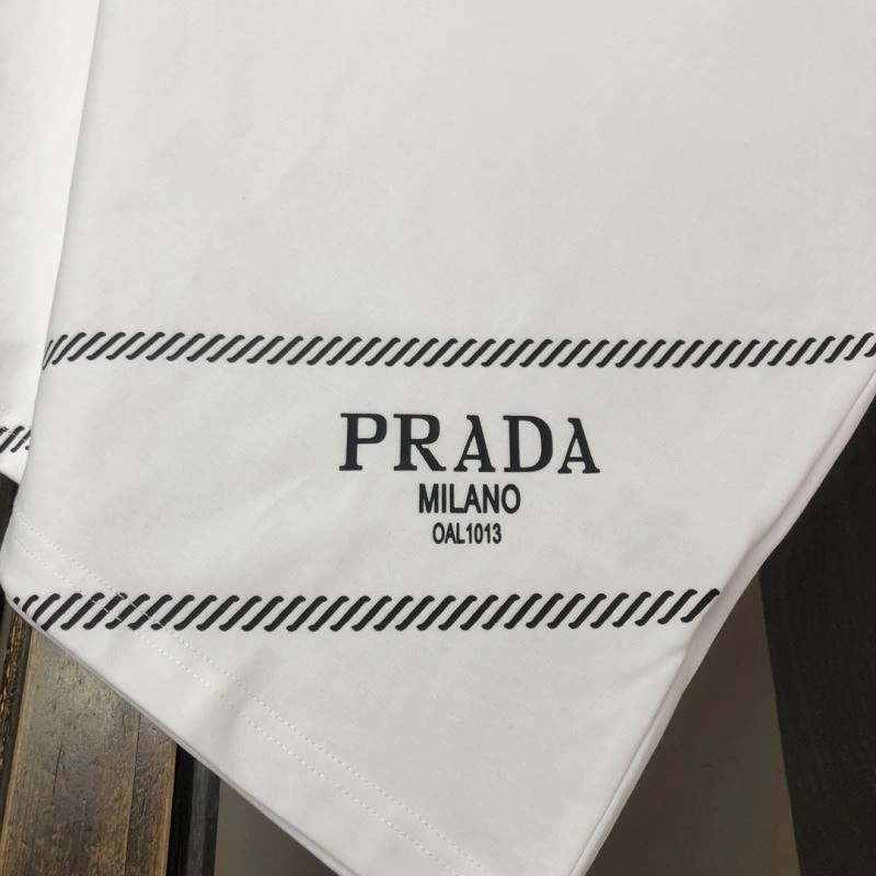 Neat Prada T-Shirts 171484