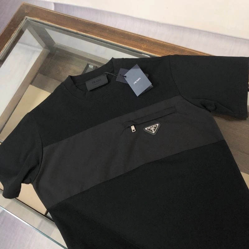 Prada T-Shirts UrbanStyle 171528
