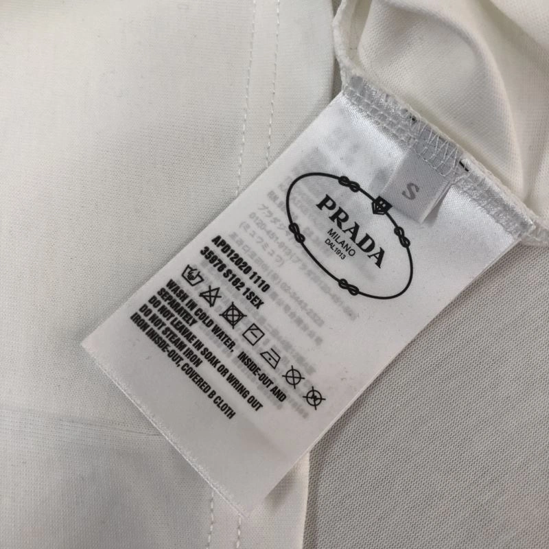 Prada T-Shirts Soft 171520