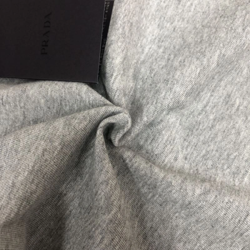 Bold Prada T-Shirts 171474