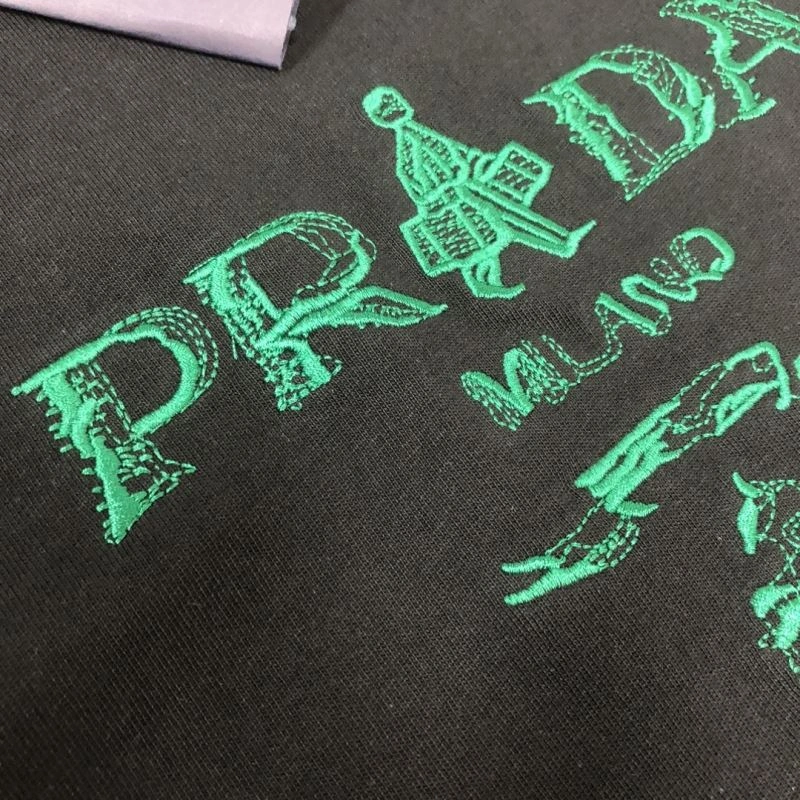 Trendy Prada T-Shirts 171472