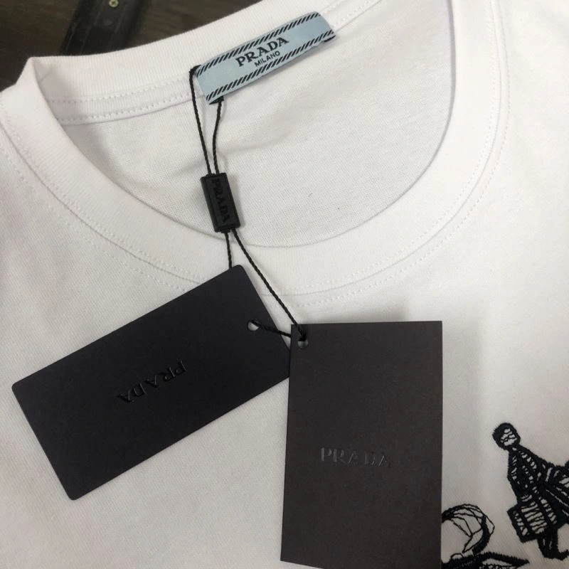 Prada T-Shirts WellDesigned 171473