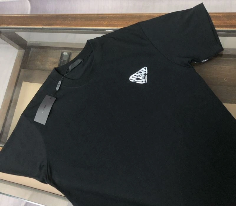 SmartChoice Prada T-Shirts 171467