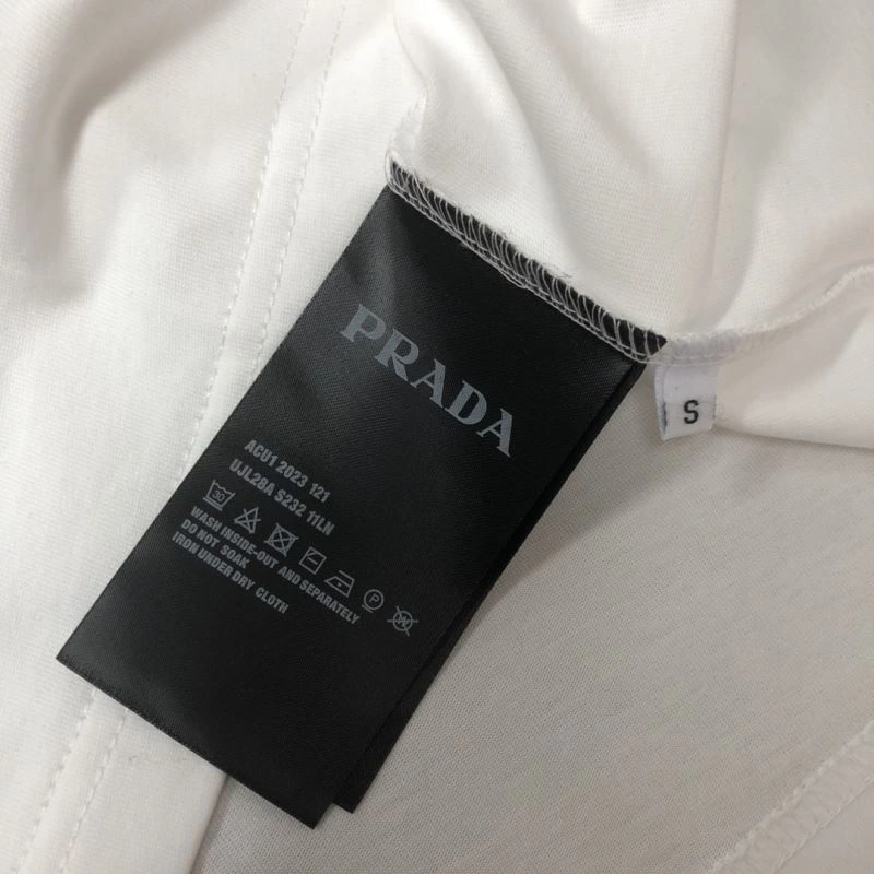 Prada T-Shirts Unique 171470