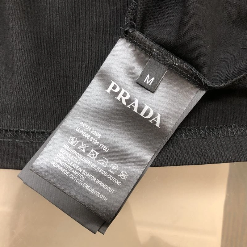 Prada T-Shirts Minimalist 171466