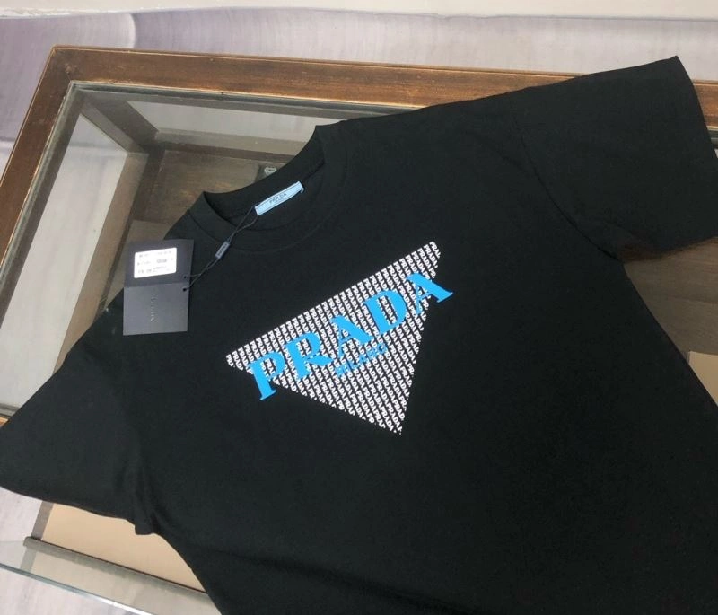 Prada T-Shirts Versatile 171461