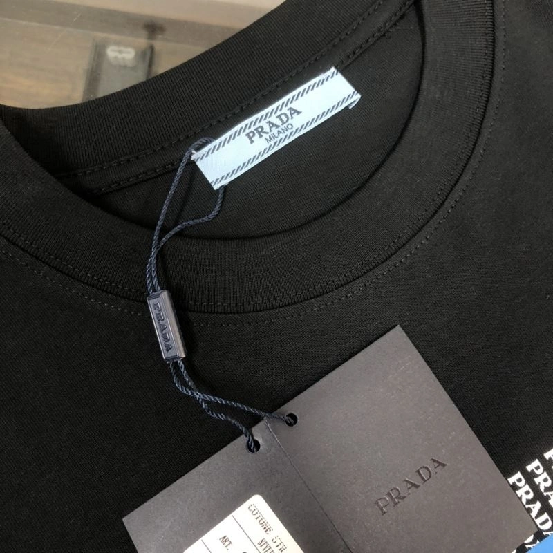 Prada T-Shirts Versatile 171461