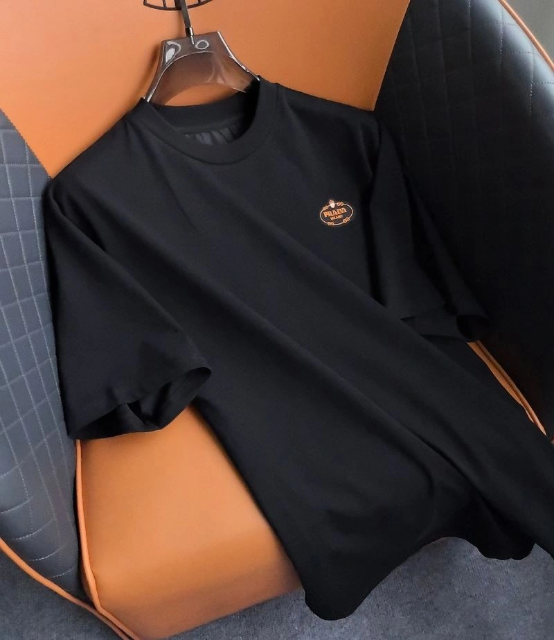 Prada T-Shirts TimelessDesign 171456