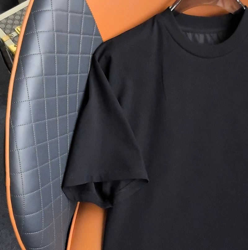 Prada T-Shirts TimelessDesign 171456