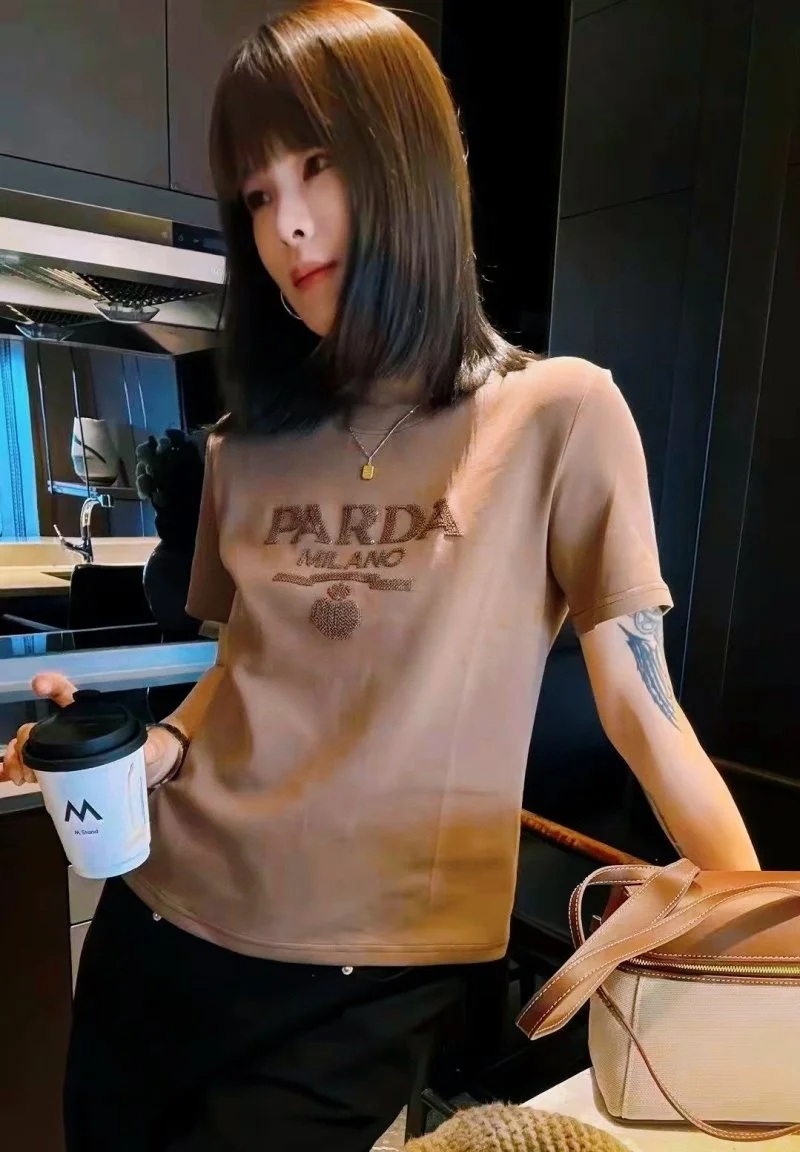 Seasonal Prada T-Shirts 166210