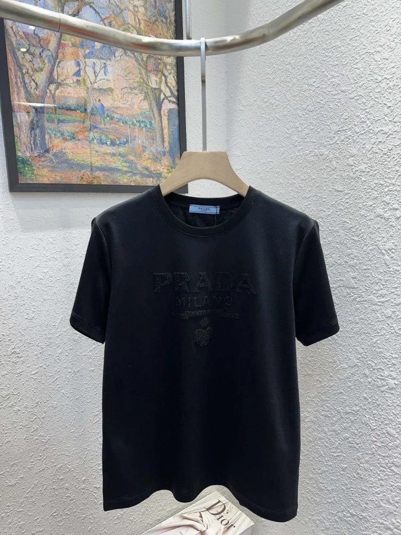 Seasonal Prada T-Shirts 166210