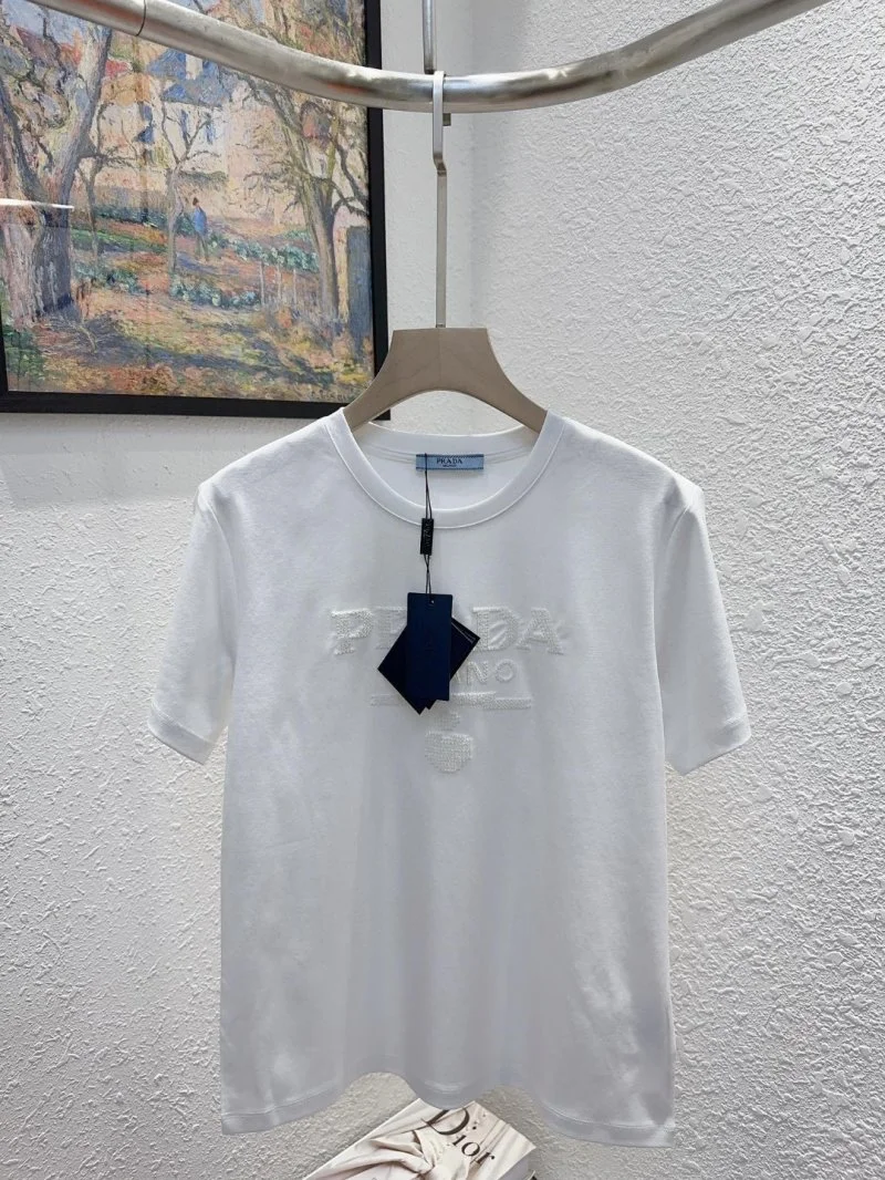Seasonal Prada T-Shirts 166210
