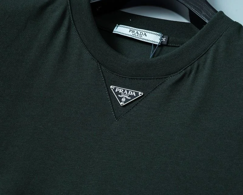 Attractive Prada T-Shirts 165595