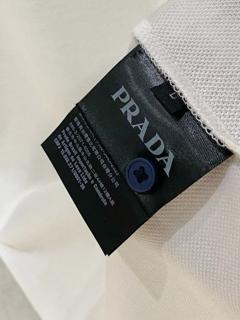 Chic Prada T-Shirts 170747