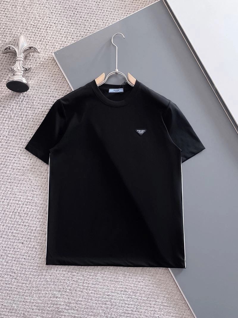 Prada T-Shirts Versatile 170701