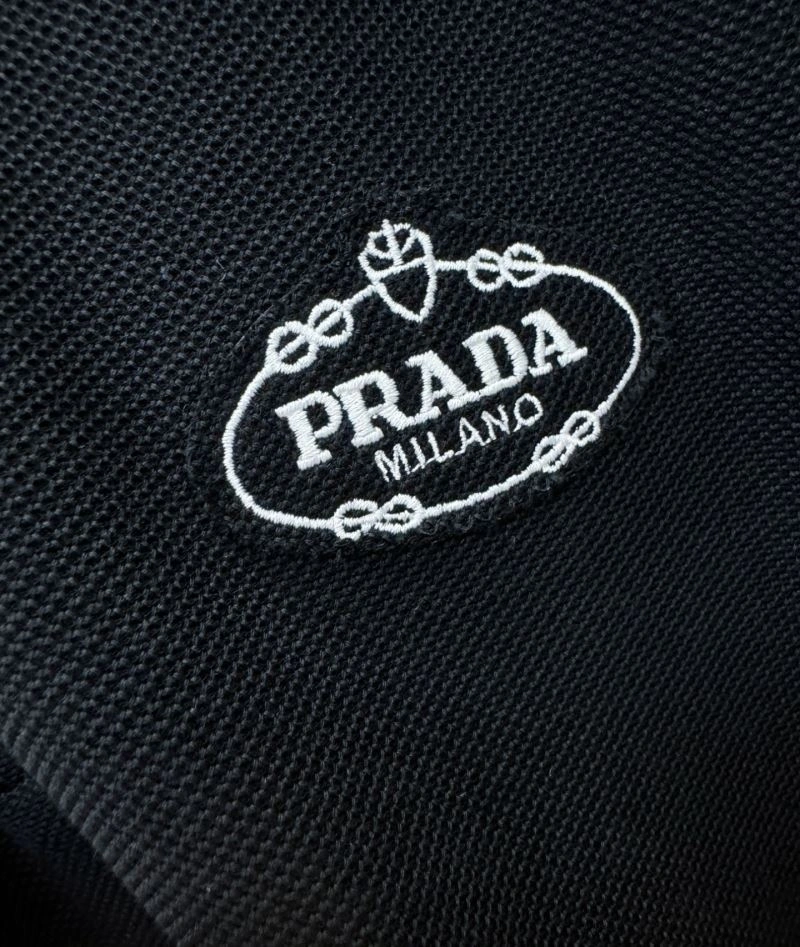 Prada T-Shirts GoAnywhere 170699