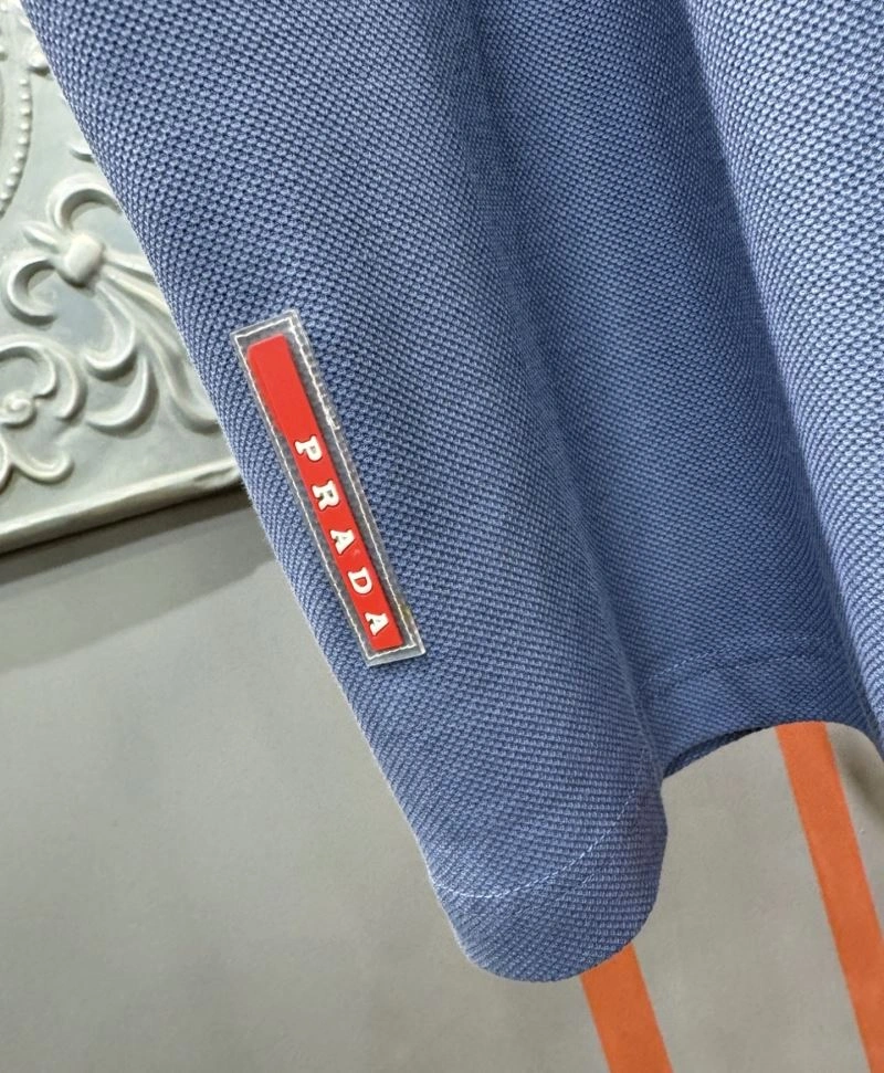 Prada T-Shirts Breathable 170697