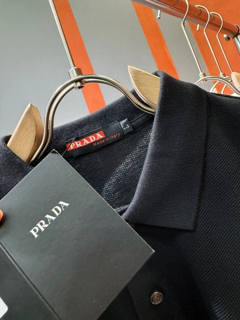 Prada T-Shirts Seasonal 170695