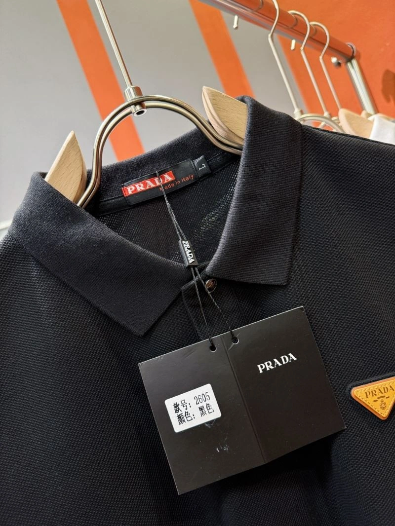 Prada T-Shirts Seasonal 170695