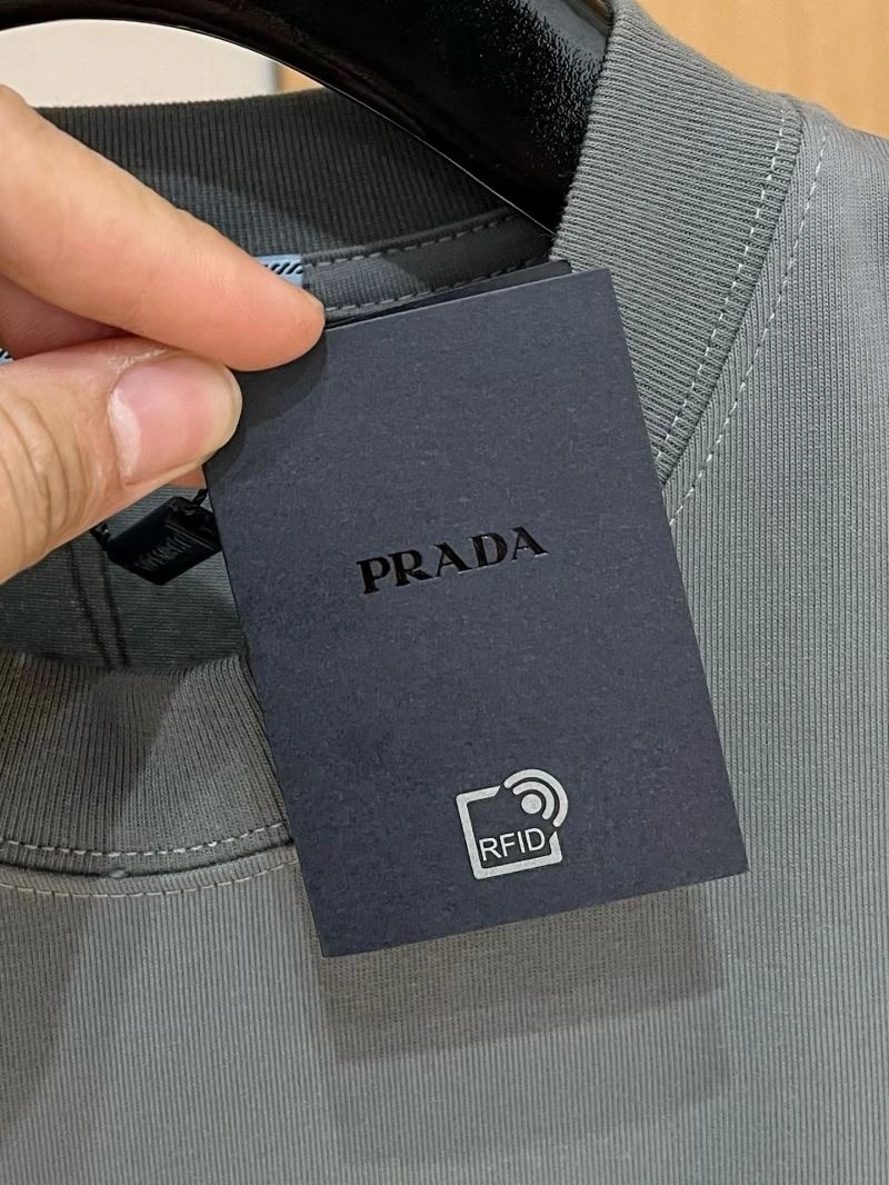 Neat Prada T-Shirts 170675
