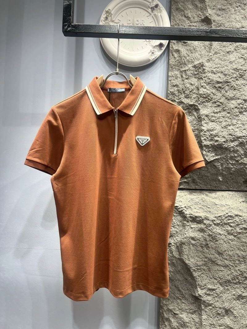 Effortless Prada T-Shirts 170673