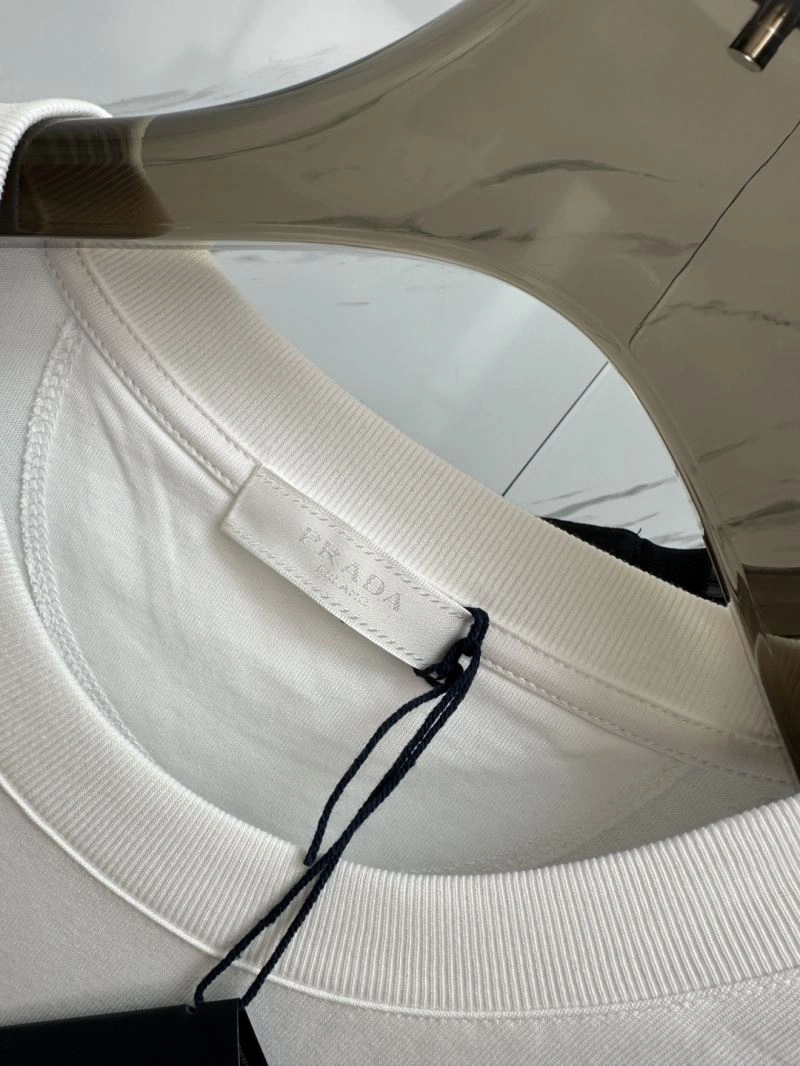 Unique Prada T-Shirts 170667