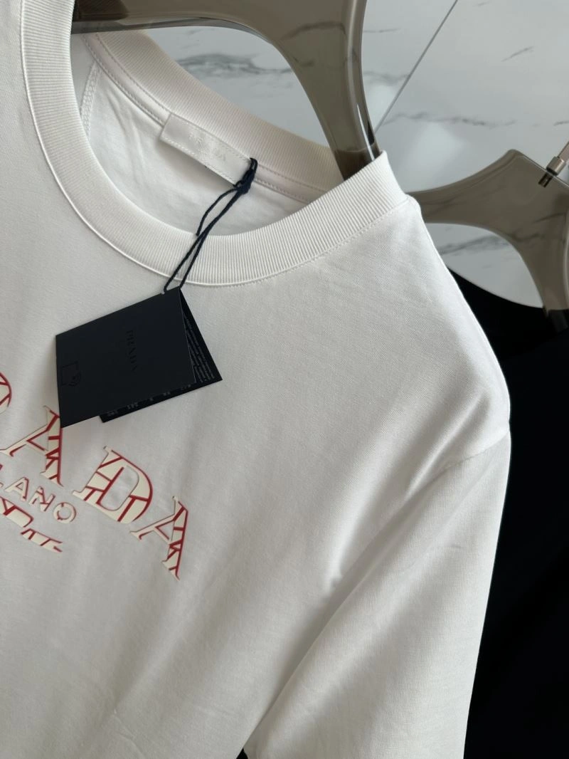 Unique Prada T-Shirts 170667