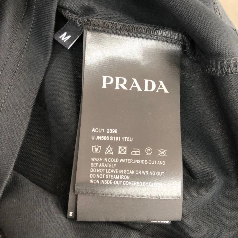 Prada T-Shirts Timeless 170658