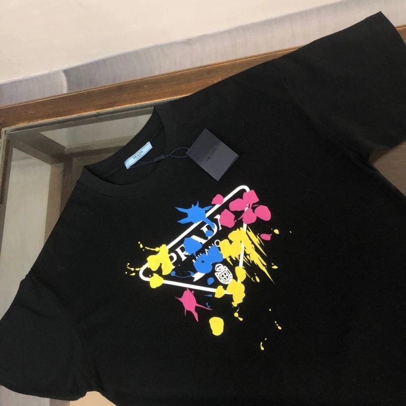 Sleek Prada T-Shirts 170654