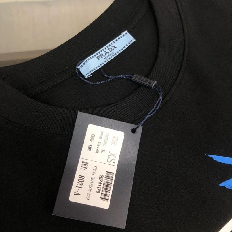 Sleek Prada T-Shirts 170654