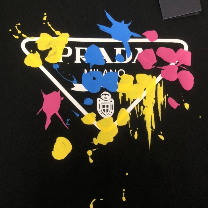 Sleek Prada T-Shirts 170654