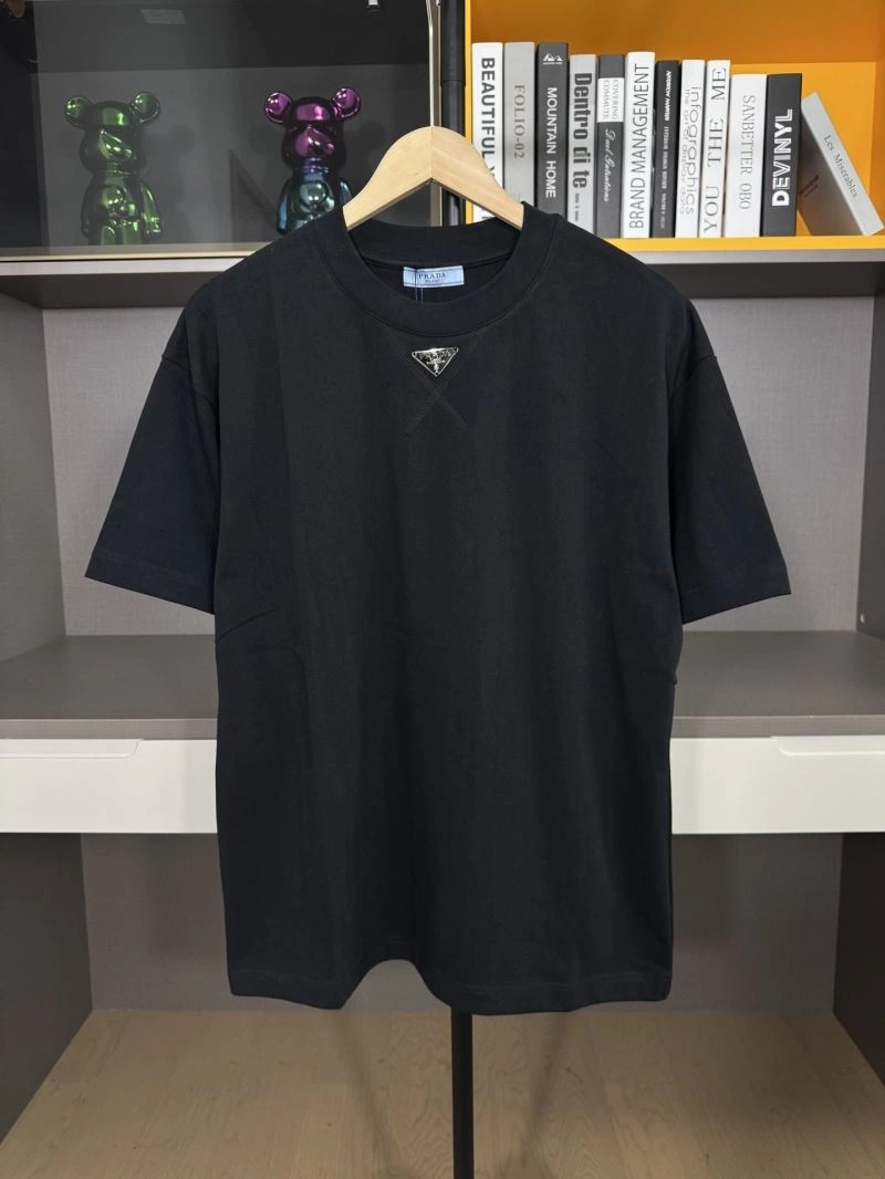 Prada T-Shirts Classic 170646