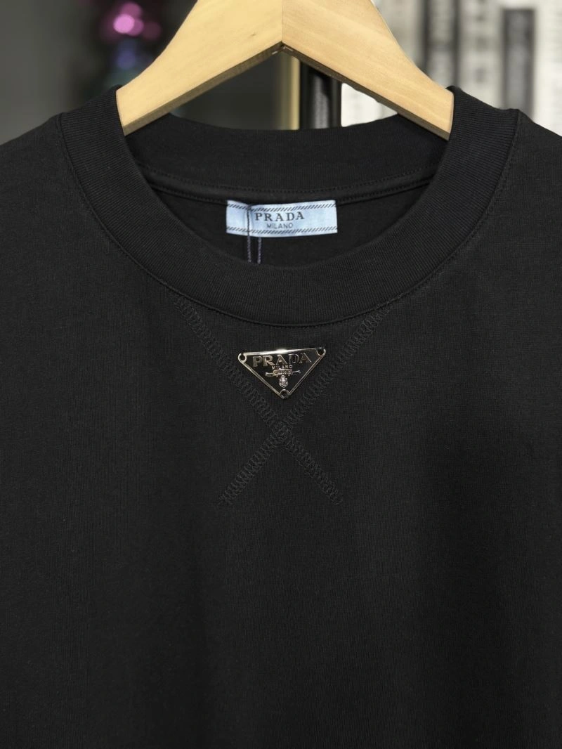 Prada T-Shirts Classic 170646