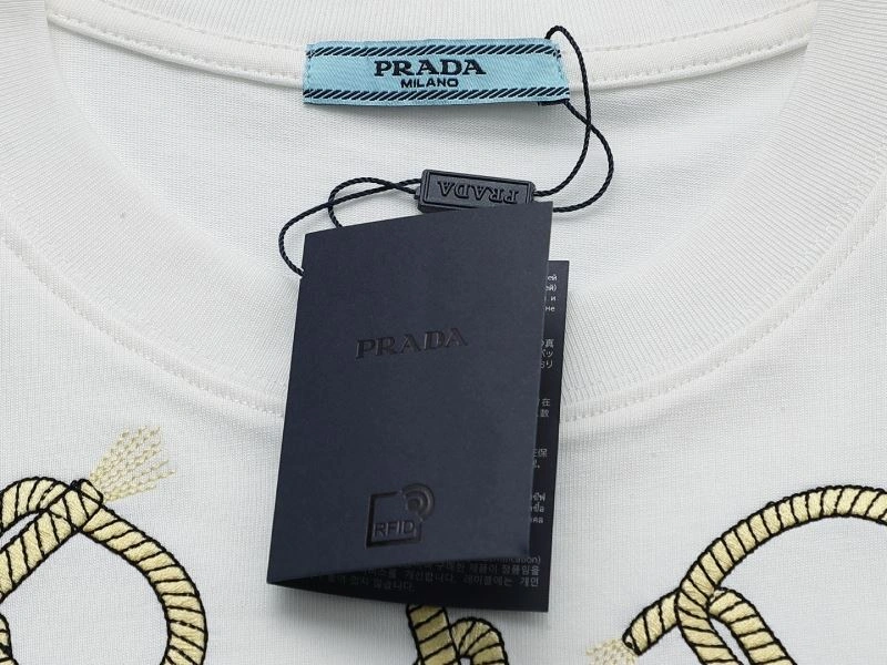 Fashionable Prada T-Shirts 170648
