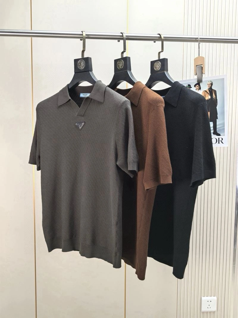 Prada T-Shirts Comfortable 170640