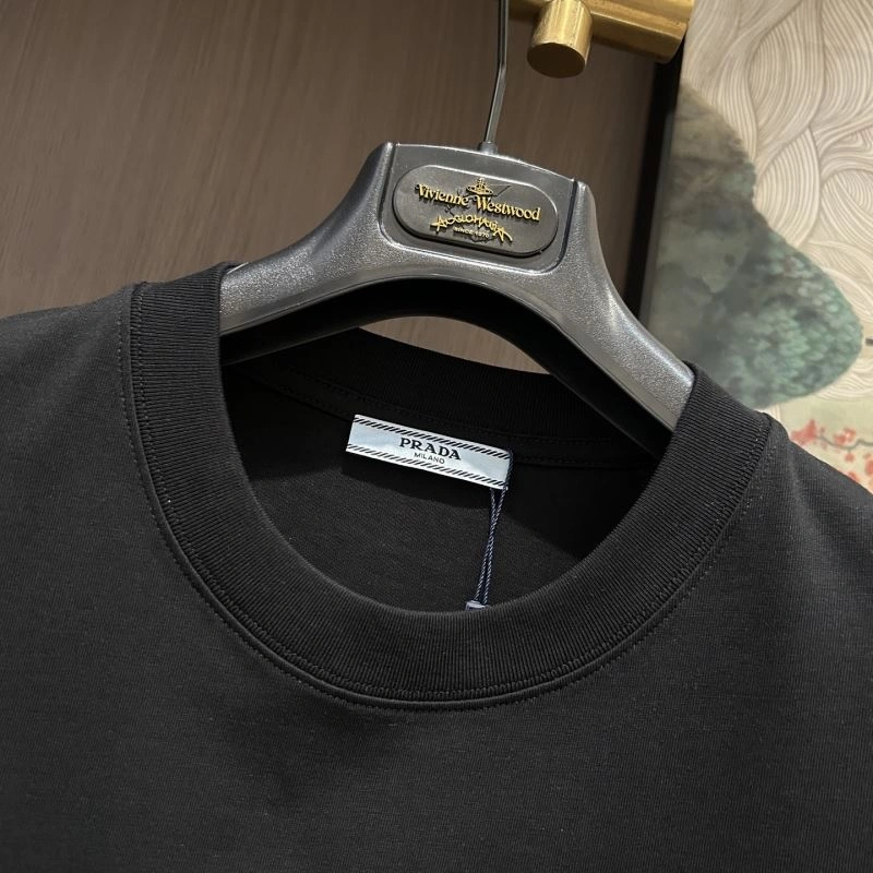 Modern Prada T-Shirts 170664