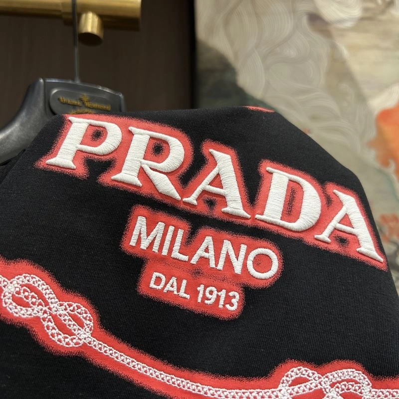 Modern Prada T-Shirts 170664