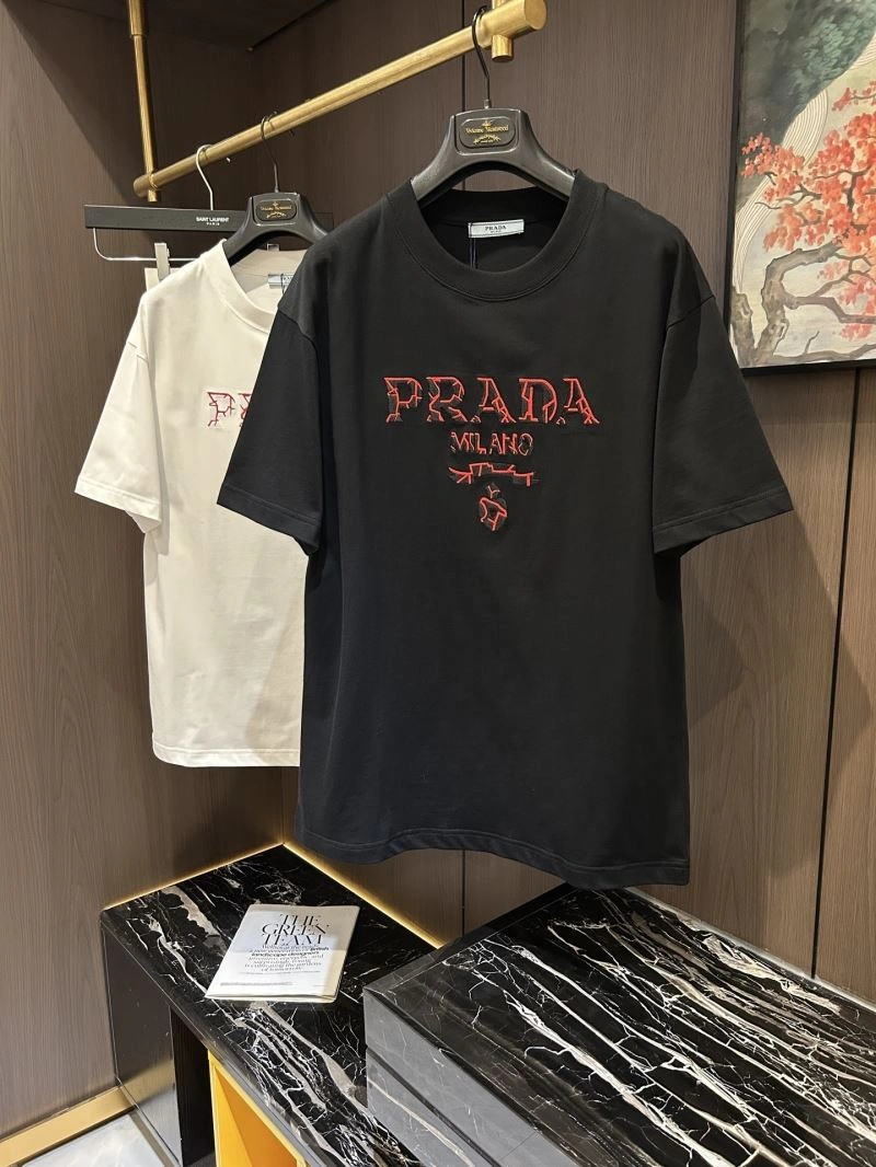 Prada T-Shirts Breathable 170636
