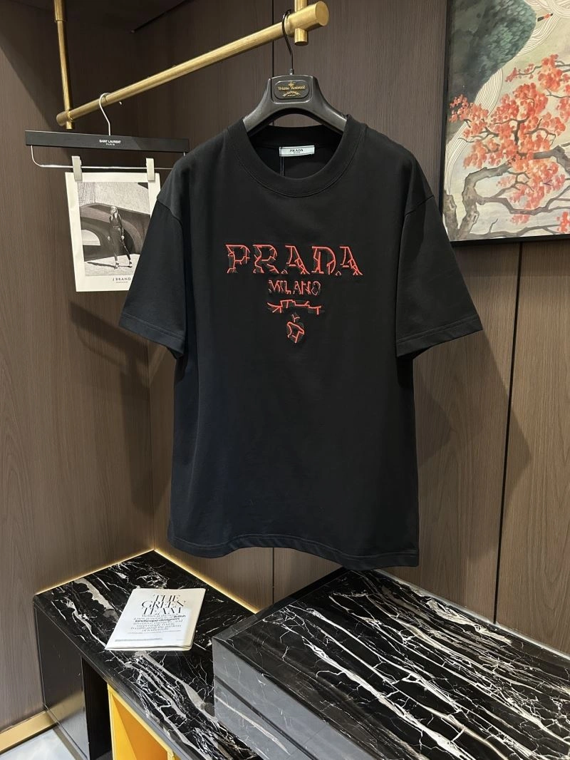 Prada T-Shirts Breathable 170636